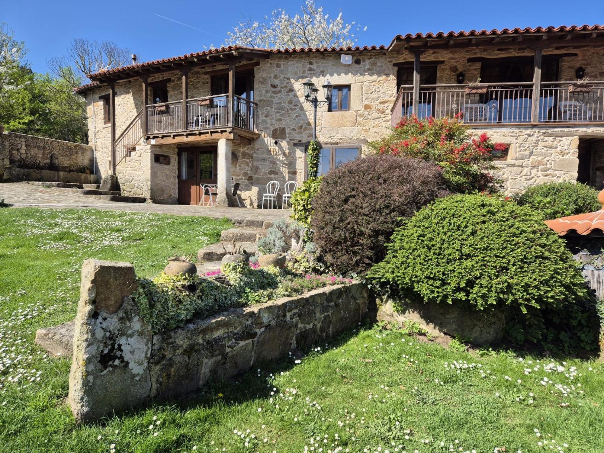 As Alburinas Villa Bolmente ภายนอก รูปภาพ