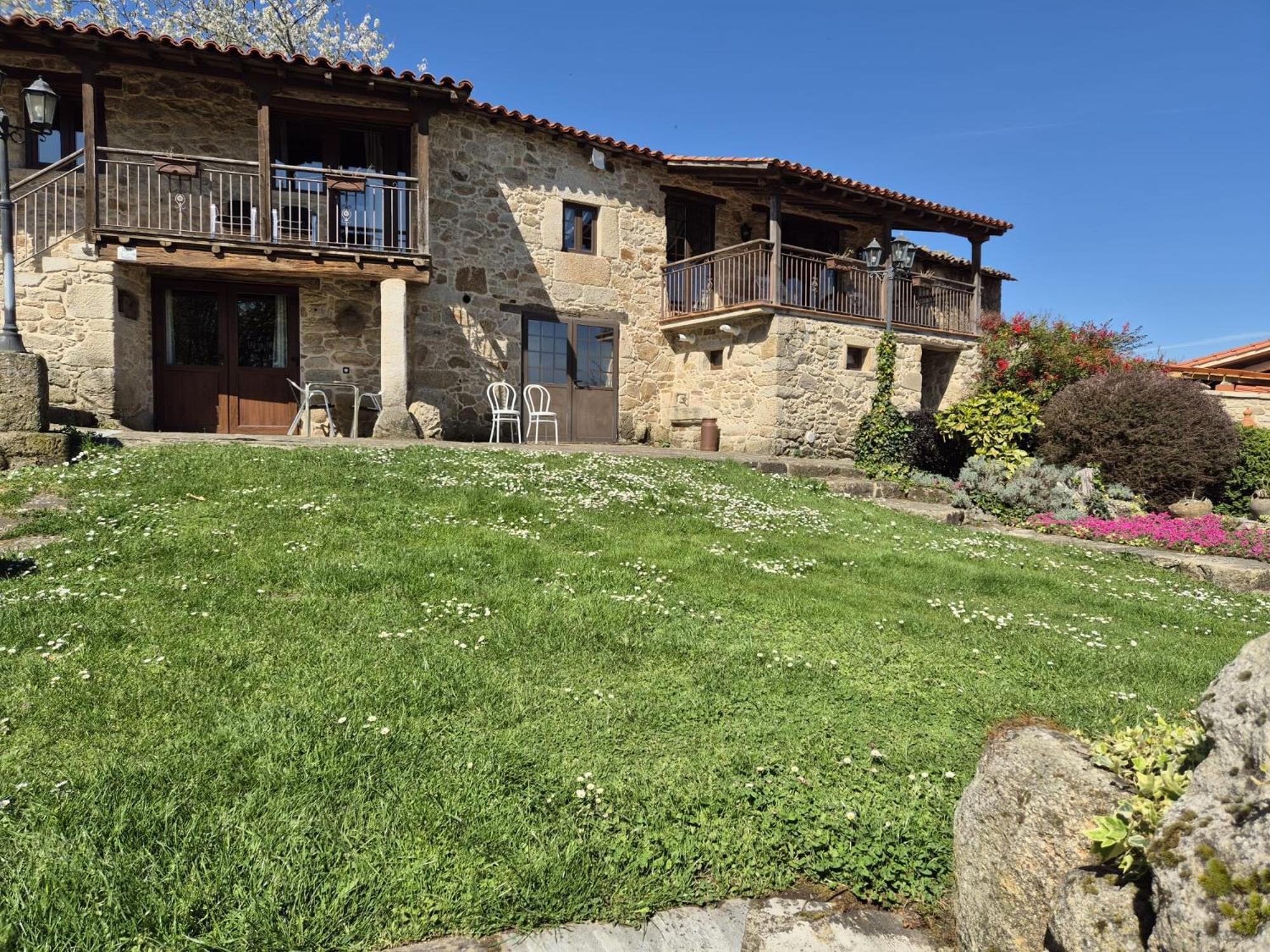 As Alburinas Villa Bolmente ภายนอก รูปภาพ
