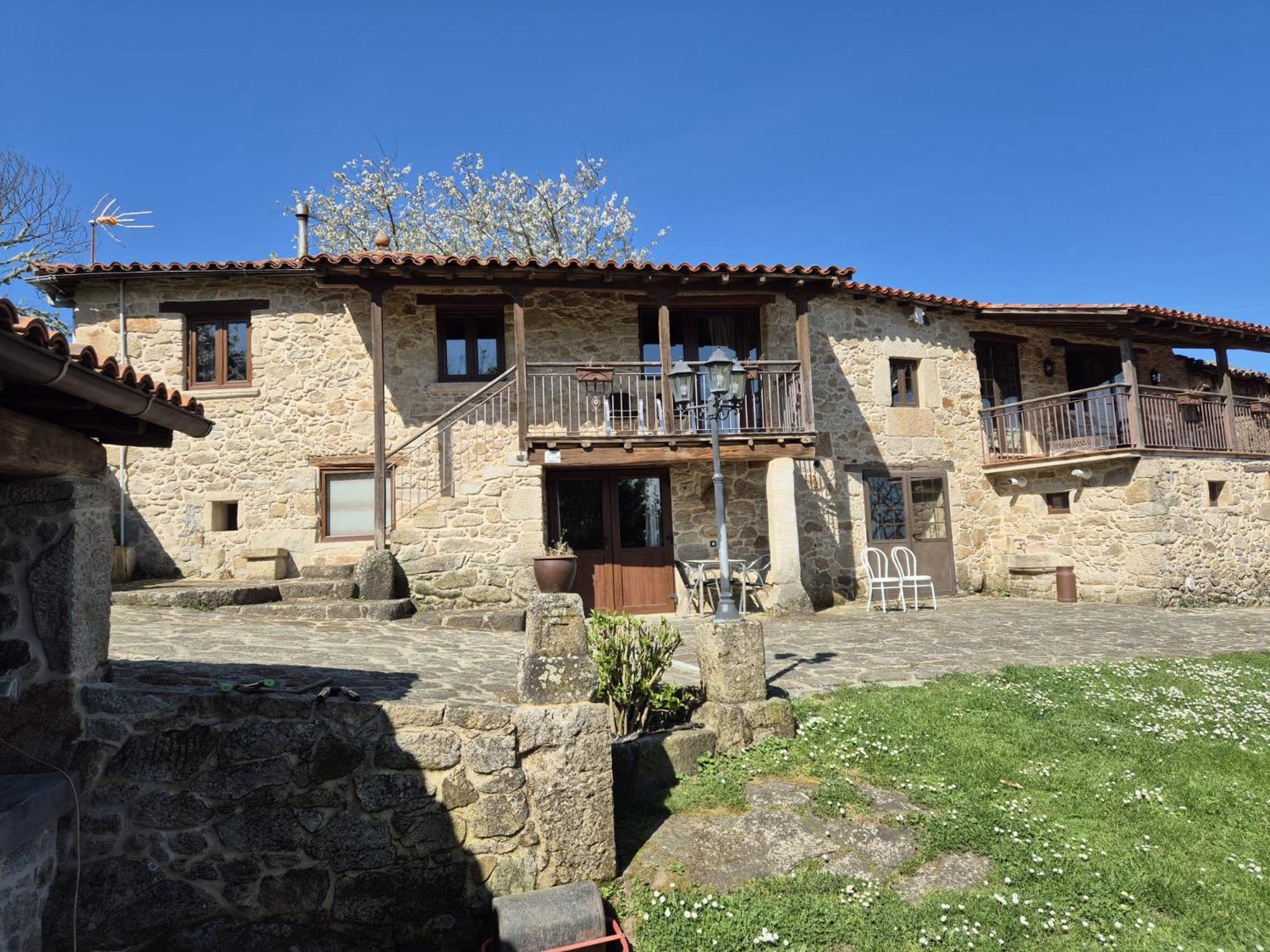 As Alburinas Villa Bolmente ภายนอก รูปภาพ